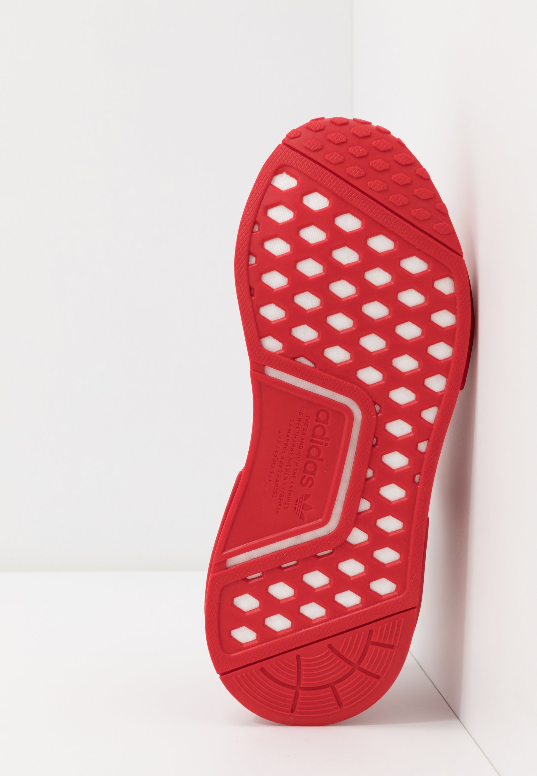adidas NMD, las zapatillas calcetín de moda para los looks adidas NMD, las zapatillas calcetín de moda para los looks