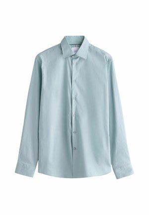 Lyseblå skjorte med lange ærmer og knapper, med krave, vist på en hvid baggrund uden synlige rynker eller mønstre.