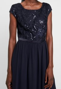 s.Oliver BLACK LABEL Vestito elegante - dark blue