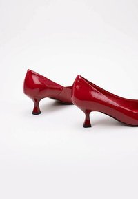 Krack Harmony VALDES - Tacones - red
