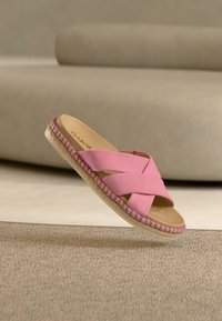 Non sélectionné, soft pink