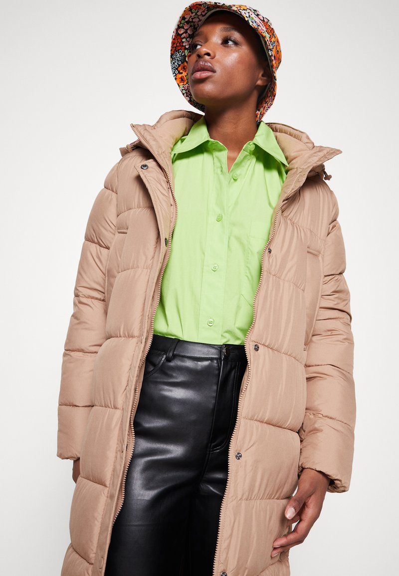 ONLY ONLCAMMIE X- LONG QUILTED - Wintermantel - tigers eye/cognac 