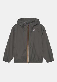 Ciemnoszara kurtka typu windbreaker z kapturem, elastycznymi mankietami, kieszeniami z przodu oraz wielokolorowym paskiem zamka błyskawicznego na środku.