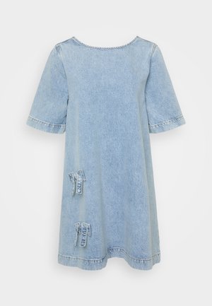 ONLY Petite, ONLGIGI BOW A SHAPE DRESS - Spijkerjurk - light blue denim