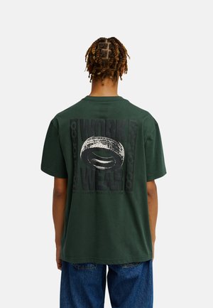 DC Shoes, DC SHOES MÄNNER APPAREL|TOPS - Print T-shirt - ksw deep forest