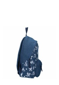 Navyblaue Stoff-Rucksack mit weißen Cartoon-Charaktermustern, einem oberen Griff, gepolsterten Trägern und seitlichen Taschen für die Aufbewahrung.