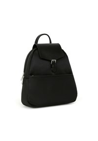 Zaino in nylon nero con design strutturato. Presenta una maniglia superiore, un'apertura con patta e fibbia, una tasca frontale con zip e una texture liscia.