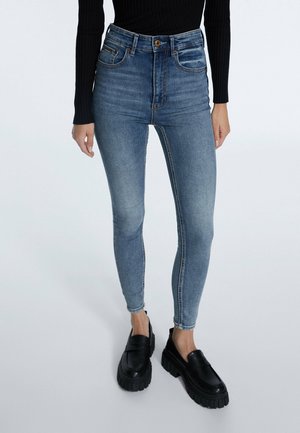 Skinny džíny - light blue