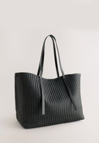 WEAVE SHOULDER - Maisiņveida soma - black