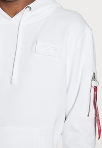 Alpha Industries Sweatshirt com capuz - white