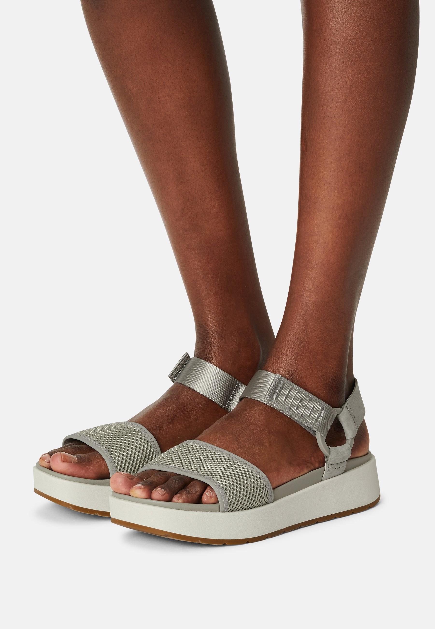 ugg aissa