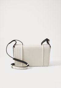 RIVA CROSSBODY - Ülerinna-kott - marshmallow/nero