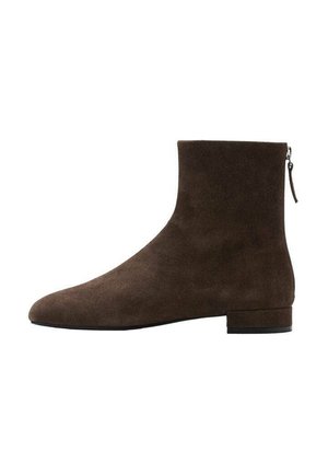 Classic ankle boots - brown