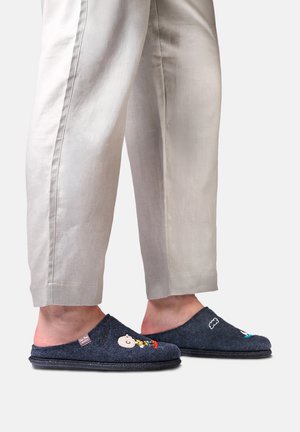 Toni Pons, TONI PONS X SNOOPY HERRENSCHUHE HAUSSCHUHE CHARLIE BLAU - Slippers - mari