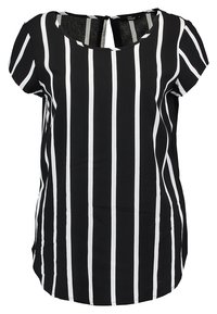 Černobíle pruhovaná kratší blůza s krátkým rukávem a kulatým výstřihem, se zadním detaily ve tvaru klíčové dírky, vyrobená z lehkého materiálu.