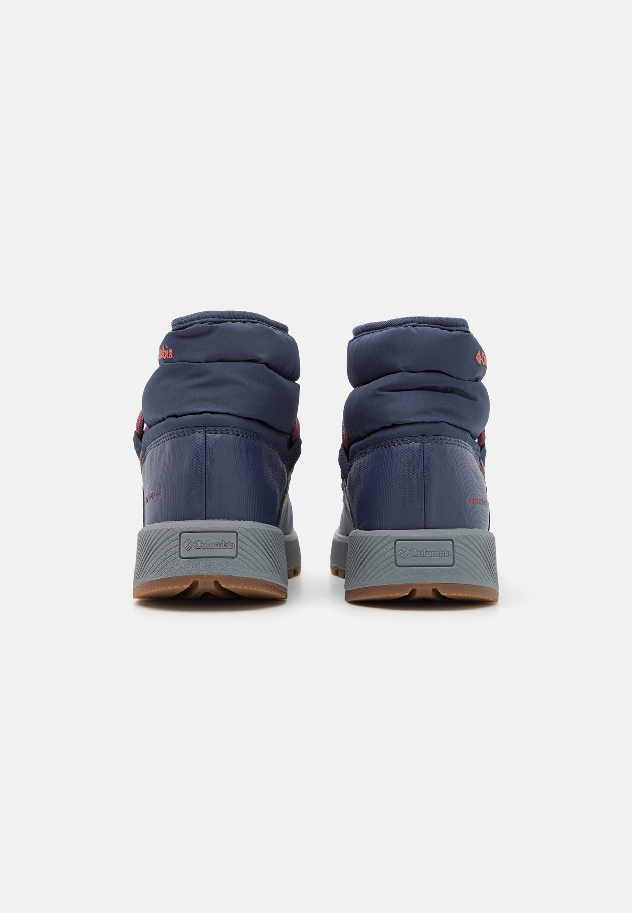 SLOPESIDE™ VILLAGE OMNI-HEAT™ MID