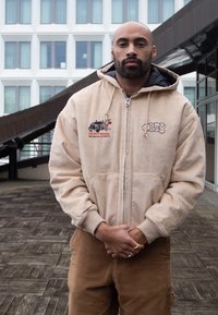 Obey Clothing DUKE HOODED JACKET UNISEX - Ziemas jaka - irish cream