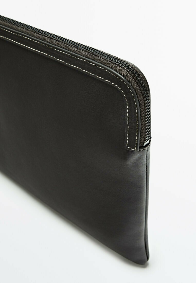 pochette massimo dutti