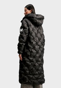 LOLA CASADEMUNT Zimski kaput - black