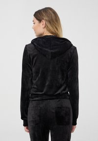 Terranova Felpa con zip - nero