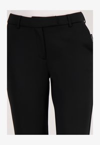 Niet geselecteerd, zwart