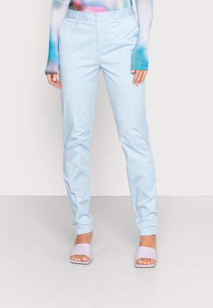 Pantalones chinos - light blue
