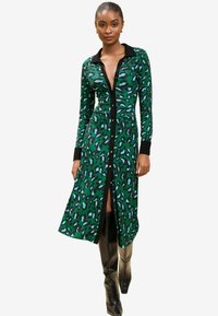 Non selezionato, green