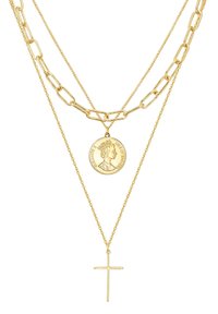 Zelta tonis slāņota kaklarota ar plakanu ķēdes mežģīņu dizainu, apaļu monētu piekariņu un pakārto krusta akcentu.