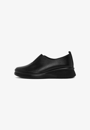 Derimod, Slipper - black