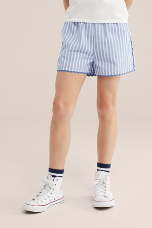 WE Fashion Shorts - light blue
