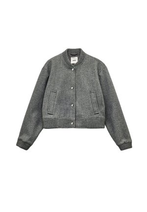 Chaqueta de lana gris cortada con cuello redondo, cierre de botones a presión en la parte delantera, dos bolsillos laterales y puños y dobladillo acanalados. Tejido texturizado.