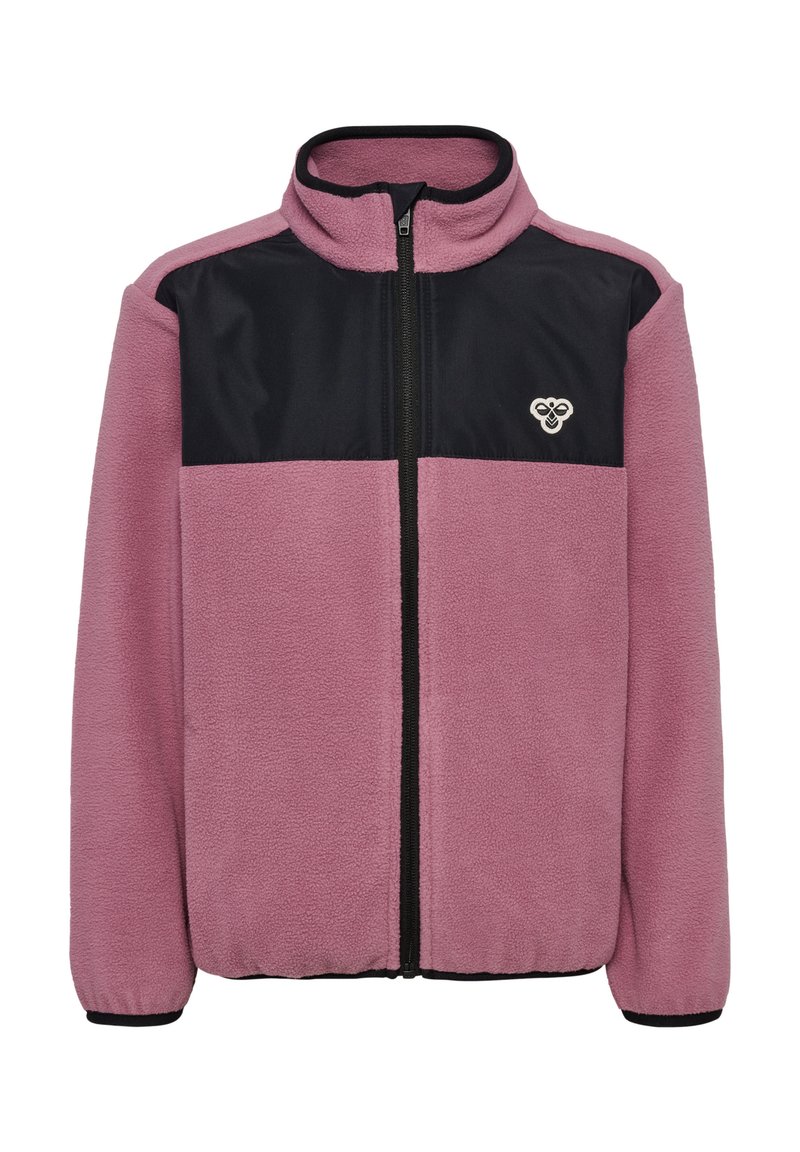 Fleecejacka med en rosa kropp och svart övre panel, passande krage, framzipper och en liten logotypdetalj på bröstet.