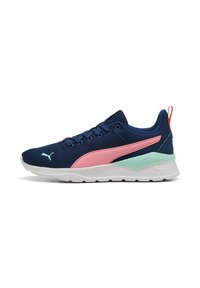 Marineblaue Netz-Laufschuhe mit pinken und mintfarbenen Akzenten. Ausstattung mit weißer Gummisohle, abgerundetem Zehenbereich und Schnürverschluss. PUMA-Logo aufgedruckt.