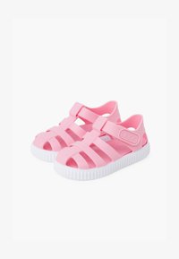 Pantofole tipo zoccolo per giovani giocatori Pantofole tipo zoccolo per giovani giocatori