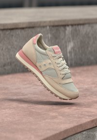 Nevybráno, barley/tofu