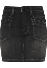 Sort denim mini nederdel med en tætsiddende pasform, forlommer og lynlås foran. Stoffet har en let glans og en glat tekstur.