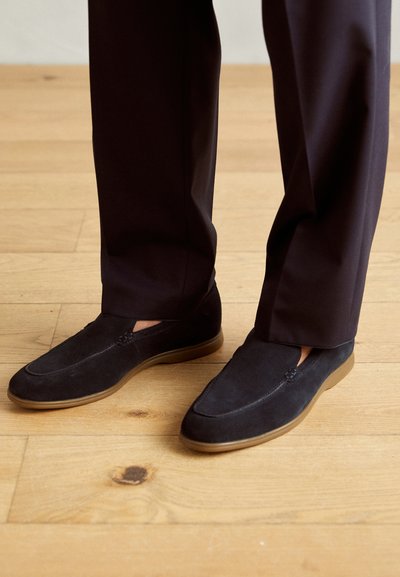 VENZONE - Chaussons - navy