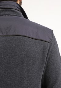 bugatti Kofta - dark blue