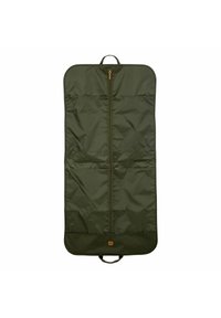 Funda de ropa verde oliva con cierre de cremallera, dos bolsillos frontales y un asa superior para un transporte fácil. Textura suave y diseño ligero.