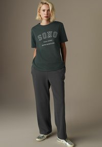 Next HEAVYWEIGHT SHORT SLEEVE CREW NECK STANDARD - Marškinėliai su spaudiniu - soho graphic
