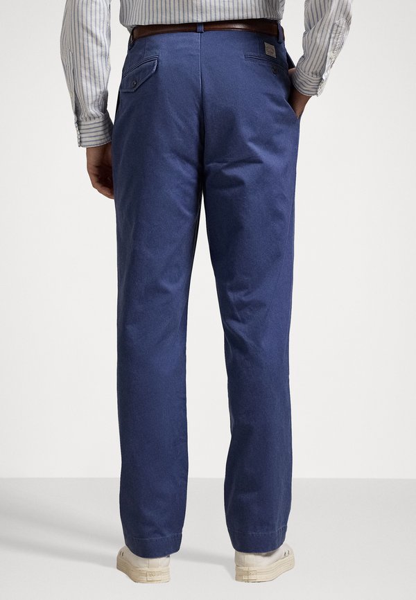 WHITMAN PLEATED UNISEX - Chinos4