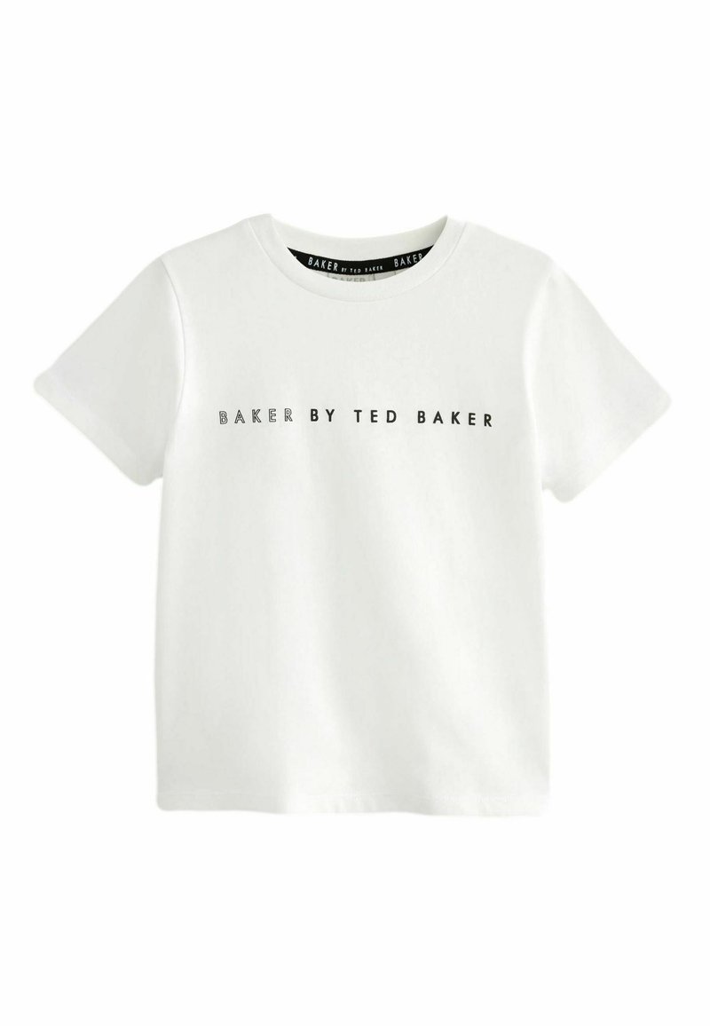 Valkoinen puuvillapaita lyhyillä hihoilla, jossa on teksti "BAKER BY TED BAKER" mustana rinnan kohdalla. Sileä pinta ja klassinen leikkaus.