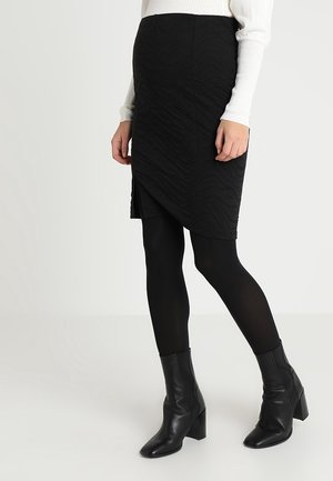 Pencil skirt - black