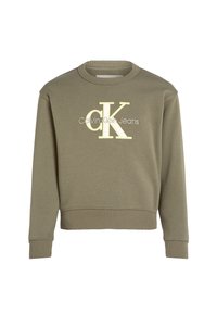 Felpa verde oliva con collo tondo e polsini a coste. Presenta un grande logo "CK" in crema e la scritta "Calvin Klein Jeans" stampata sotto.