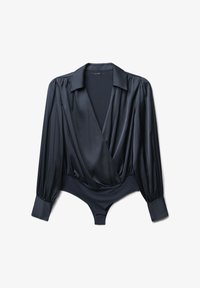 Selezionato, ultrablack