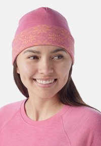 Smartwool CUFFED  - Čepice - garden pink digi snow