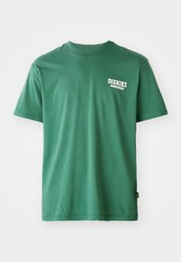 FORT PECK TEE - Nyomott mintás póló - pineneedle