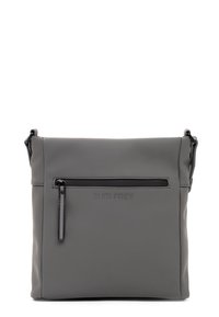 Borsa a spalla grigia con tasca frontale con zip, discreta stampa in rilievo "SURI FREY" e ganci per cinturino regolabili su sfondo bianco.