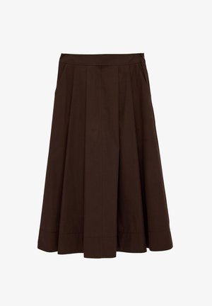 Jupe midi trapèze marron foncé avec plis et poches latérales, taille cintrée et fermeture éclair, sur fond blanc uni.