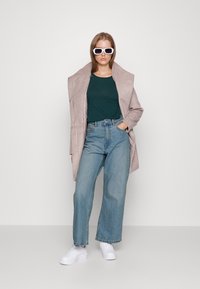 Dr.Denim Petite ECHO - Calças de ganga de corte relaxado - mid blue